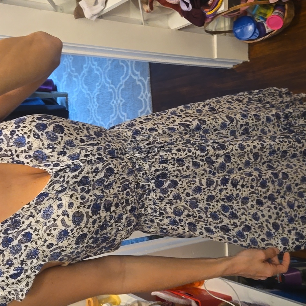 Lucky Brand Blue and White Midi Dress with Elegant Silhouette - Picture 11 of 12